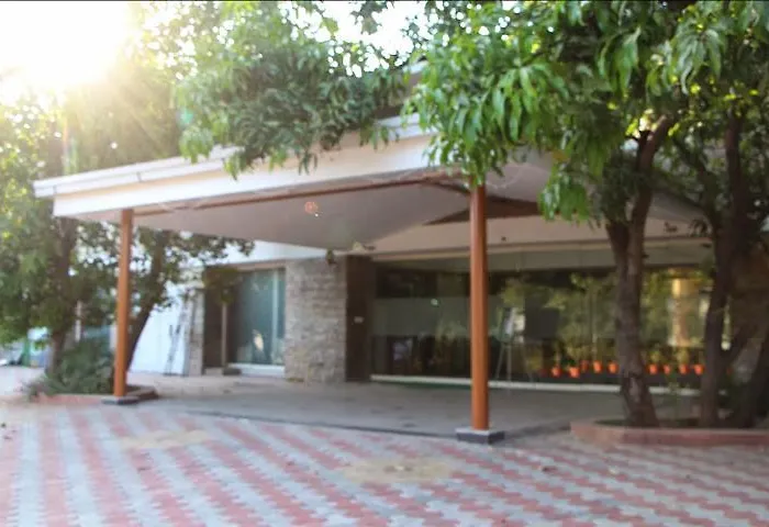 Wonderland Resort