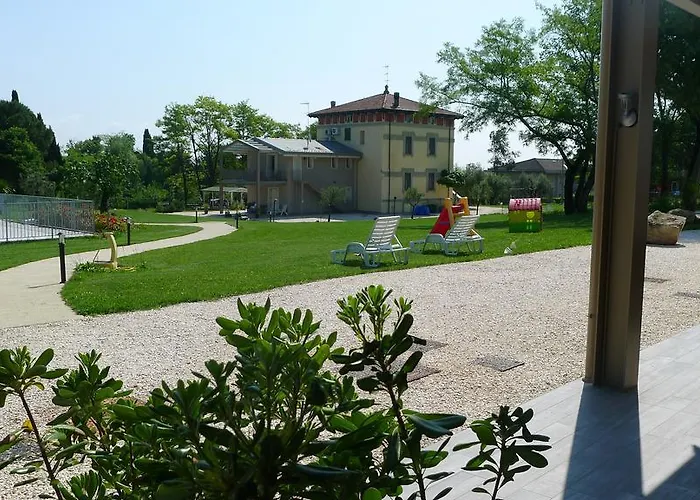 Villaggio Esmera