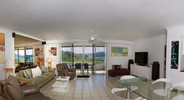 Poinciana 112 Bedrooms X3 Free Buggy