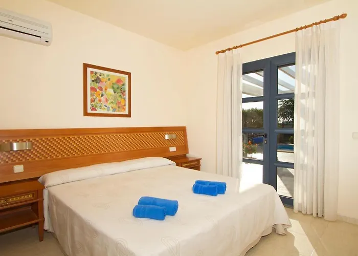 Sun Grove Villas & Spa