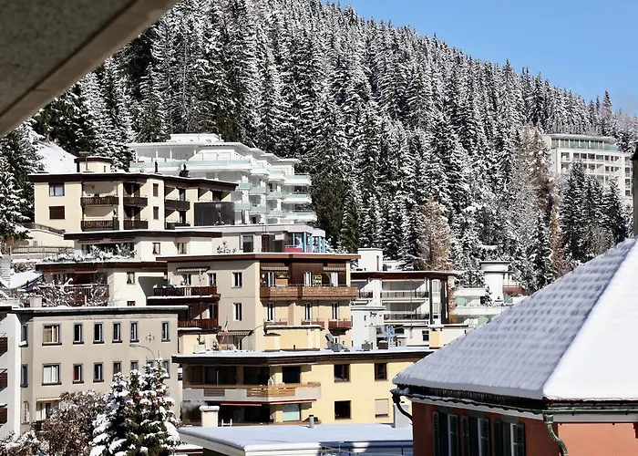 New Renovated Apartment In Center Of Davos