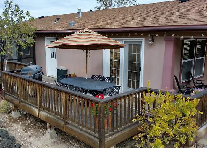 Sirena Vineyard Resort - 3 Bedroom Guest House