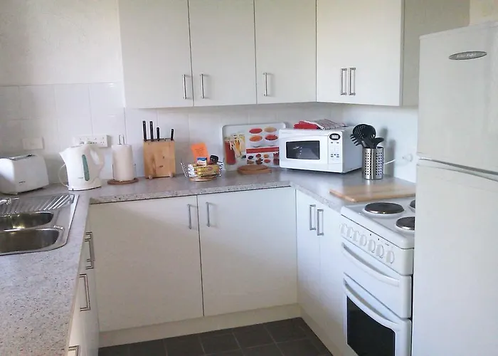 Kenata-Fairway Apartment Hotel