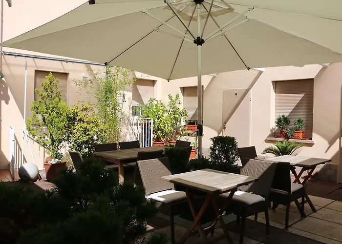 Casa Hotel Neu-Isenburg
