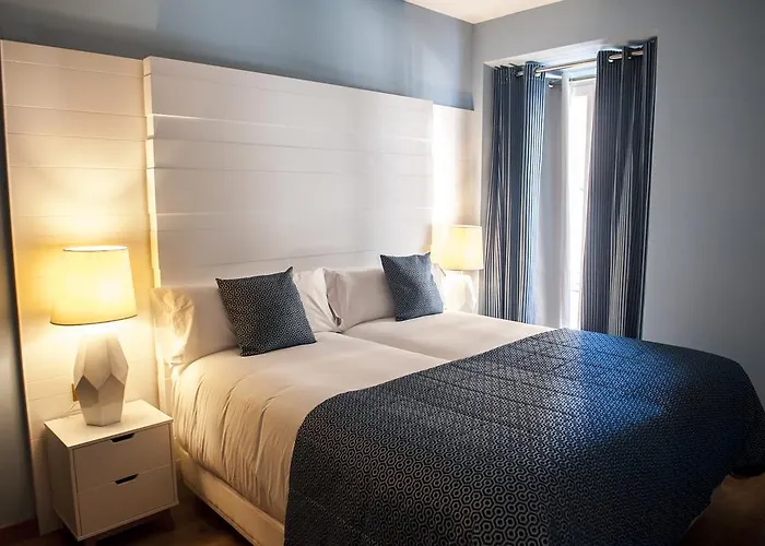 Apartamentos Art Suite Santander