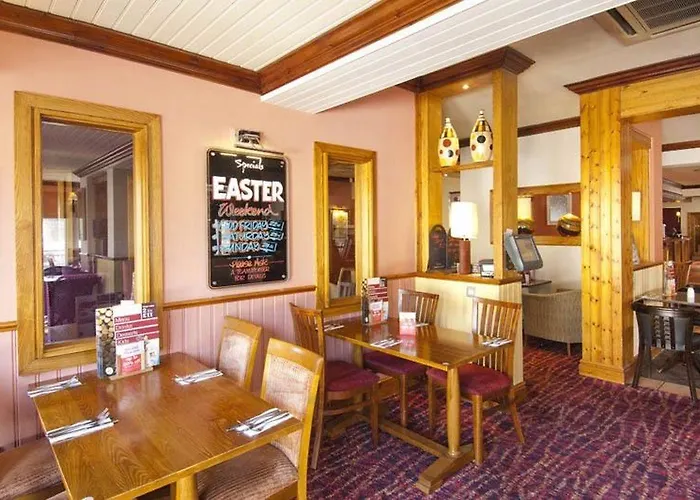 Premier Inn Huddersfield Central