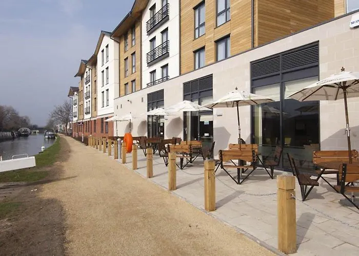 Premier Inn Stratford Upon Avon Waterways