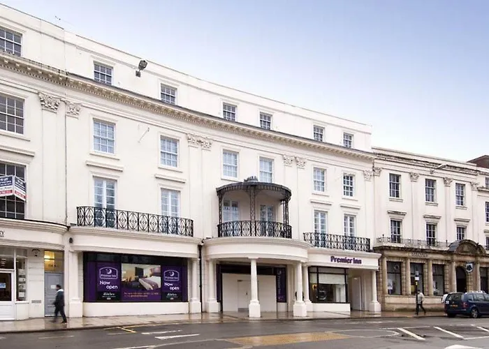 Premier Inn Leamington Spa Town Centre