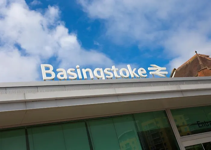 Basingstoke Apartments - Sherborne House, City Centre Victorian Apartments
