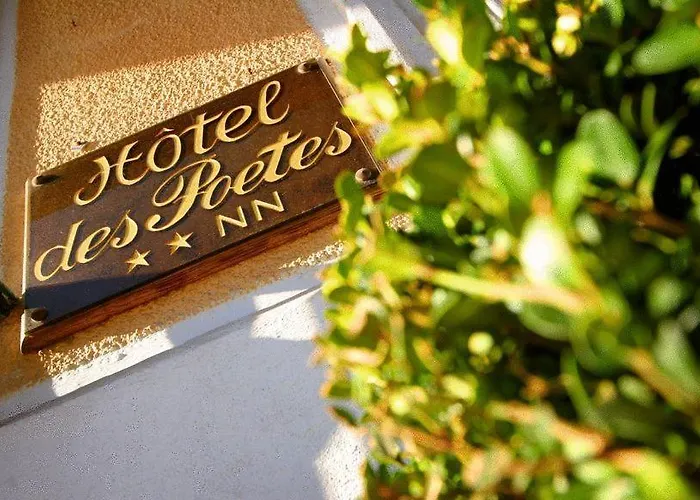 Hotel Des Poetes Avec Parking Sur Reservation