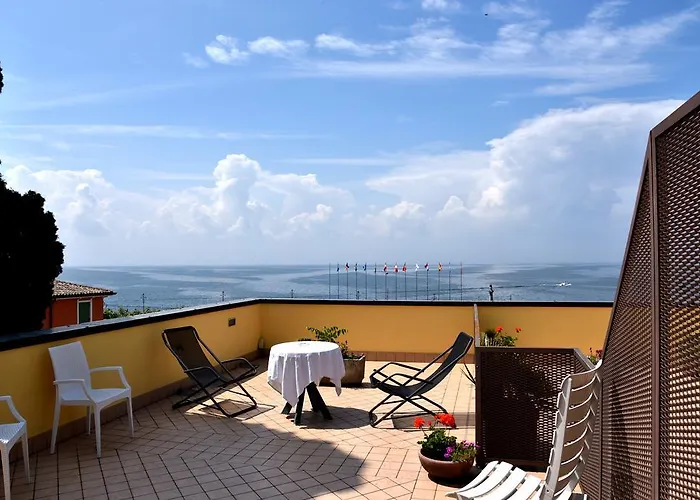 Hotel Ristorante Miralago