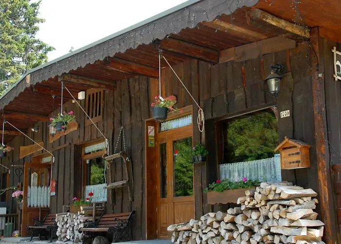 Hotel Chalet Le Caribou
