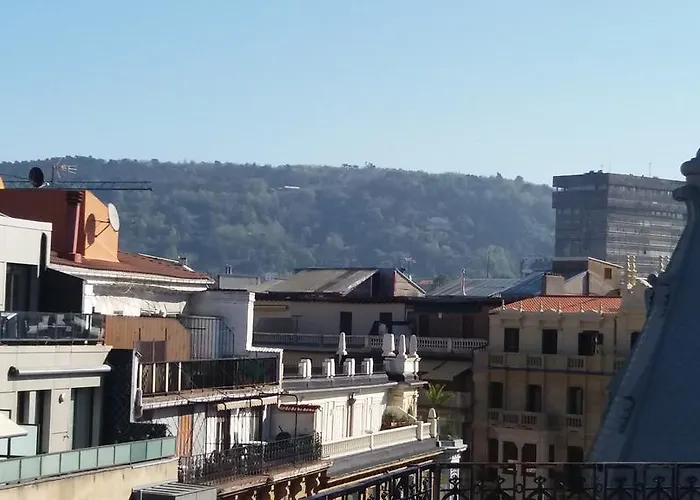 Larramendi Terrace Apartment