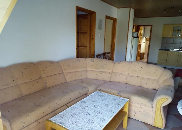 Aniko Apartmanhaz