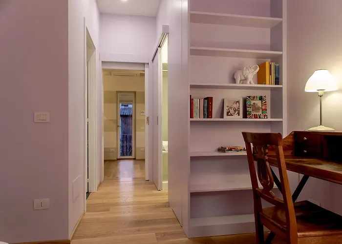 La Porta Rossa Di Borgo - Vatican Luxury Suite