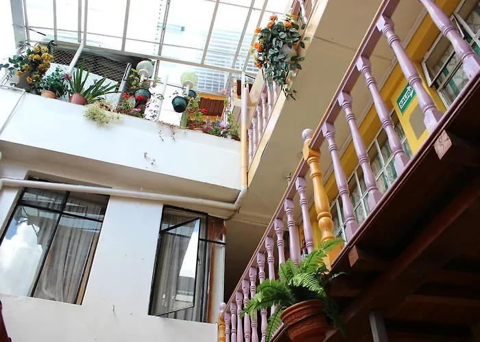 Hostal Yumbo Imperial