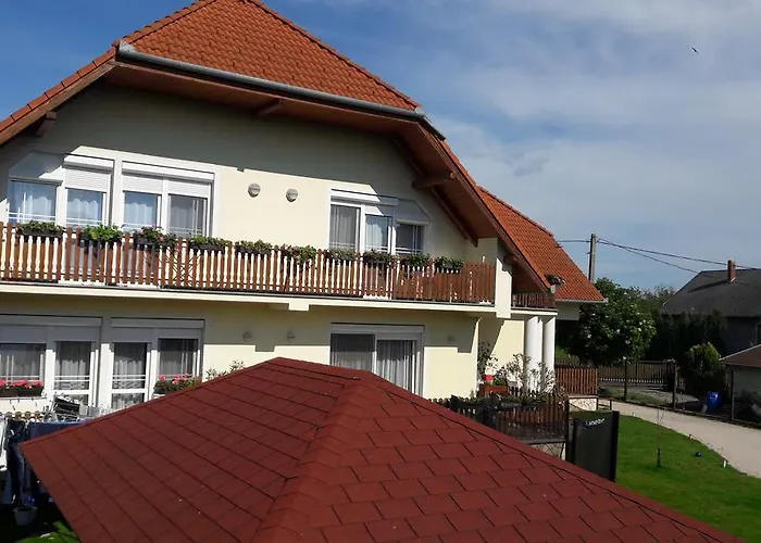 Szaloky Apartmanhaz