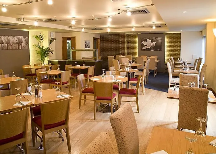 Premier Inn London Elstree / Borehamwood