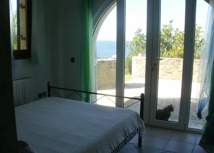 Charly Point Villa