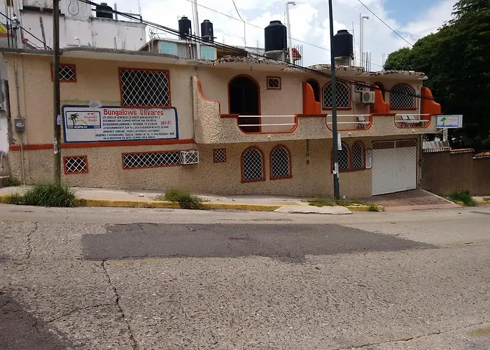 Hotel Y Bungalows Olivares