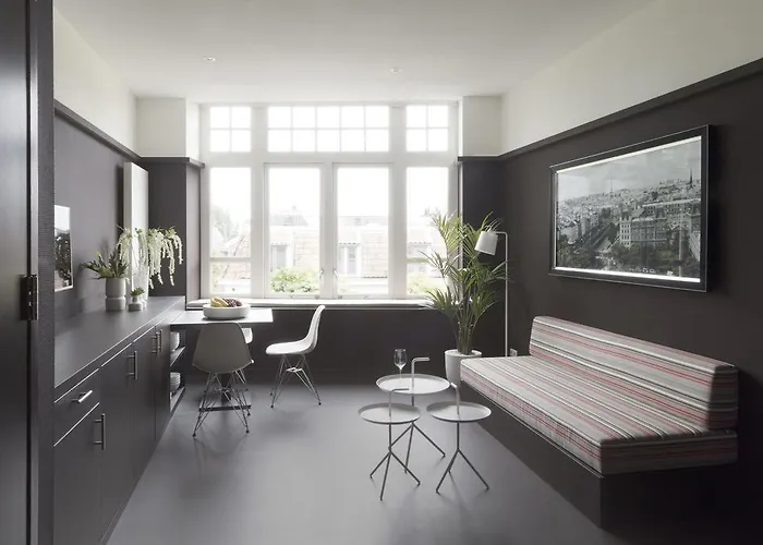 2L Hof Van Holland Apartments