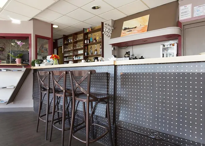 Hotel Les Gens De Mer Lorient By Popinns