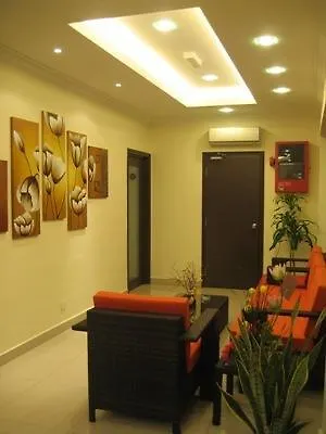Gm Holiday Hotel