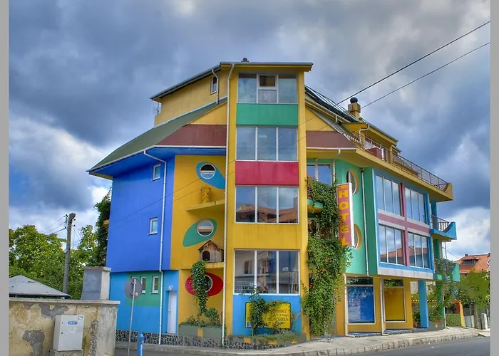 The Colourful Mansion Hotel