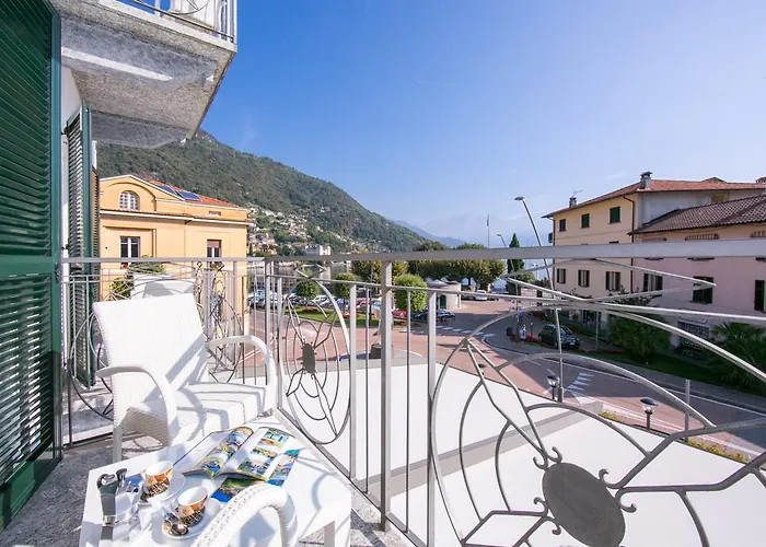 Residence Riva Del Lario