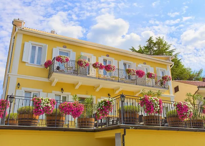 Frajona Apartments