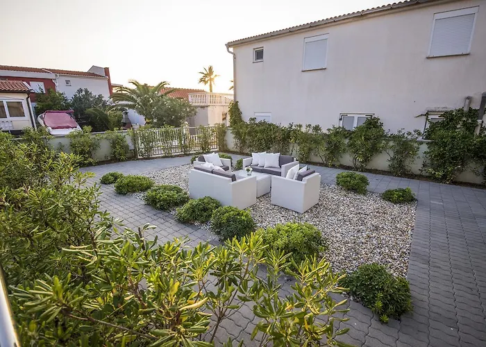 Sunset Deluxe Villa
