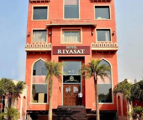 Hotel Riyasat