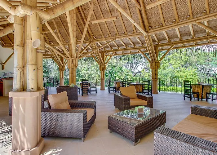 Ocotal Beach Club Hotel 1