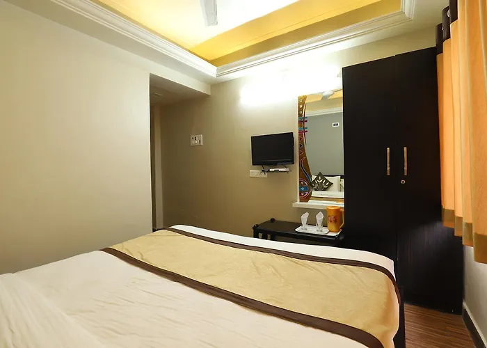 Hotel Loyal Residency