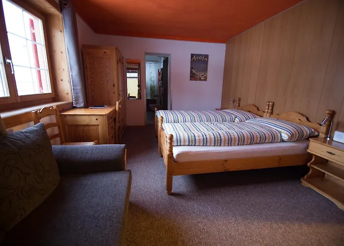 Hotel Hold