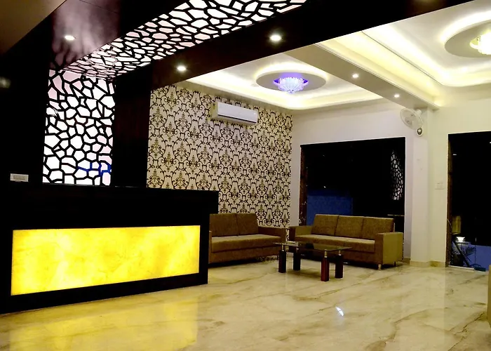 Hotel Gulmohar Pride