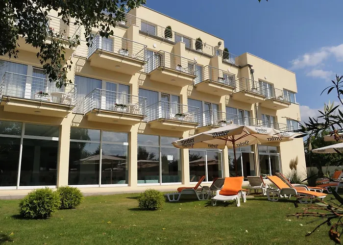 Ket Korona Konferencia Es Wellness Hotel