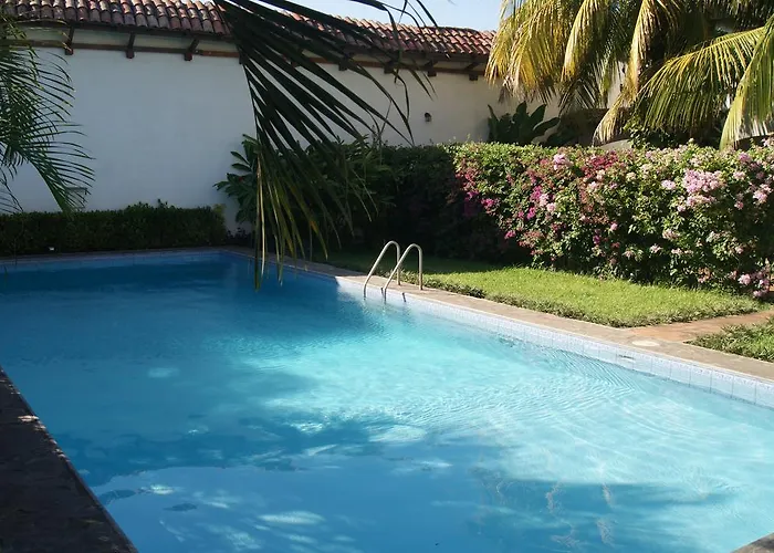Hotel Cacique Adiact