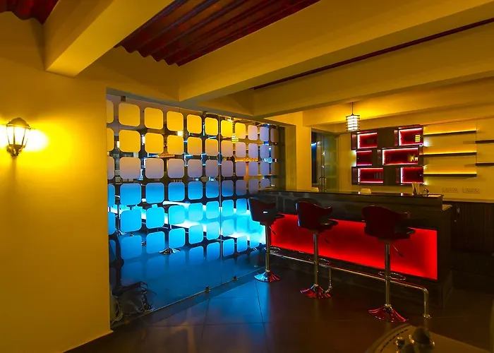 Hotel Green Park Suites