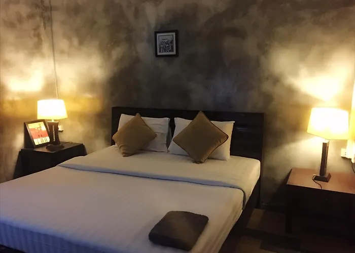 Crescent Bay Resort