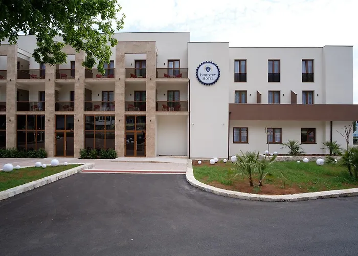 Sl Industry Hotel
