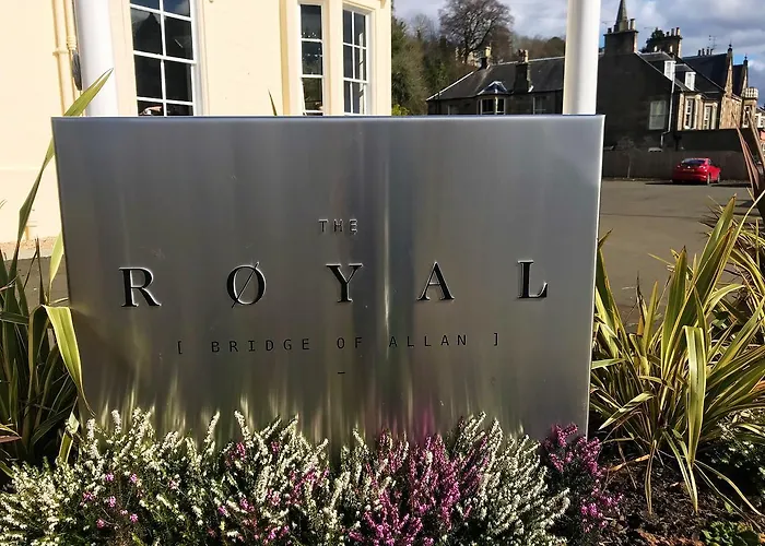 The Royal Hotel - Bridge Of Allan