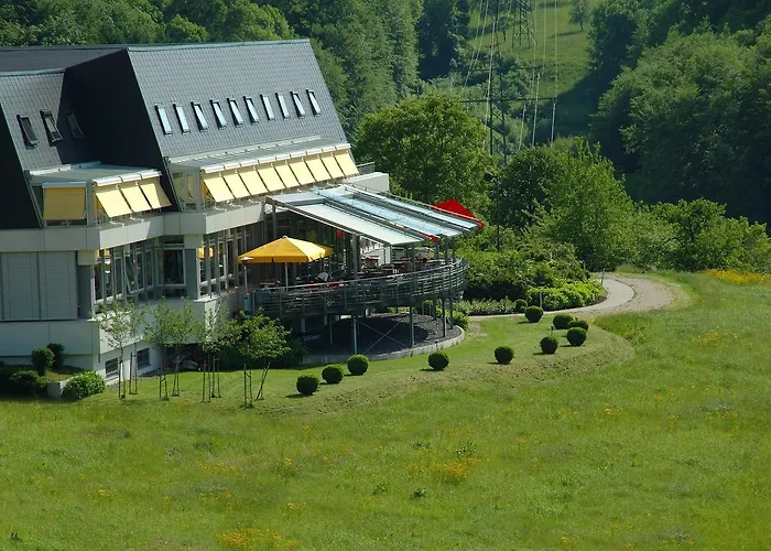 Stausee-Hotel
