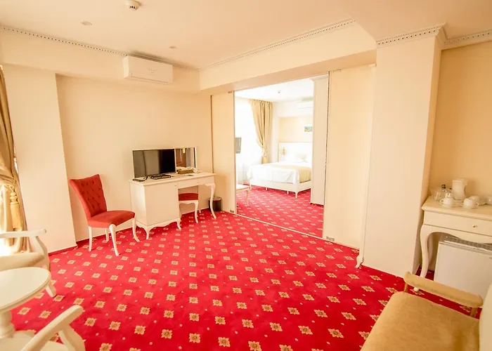 Msr Port Hotel