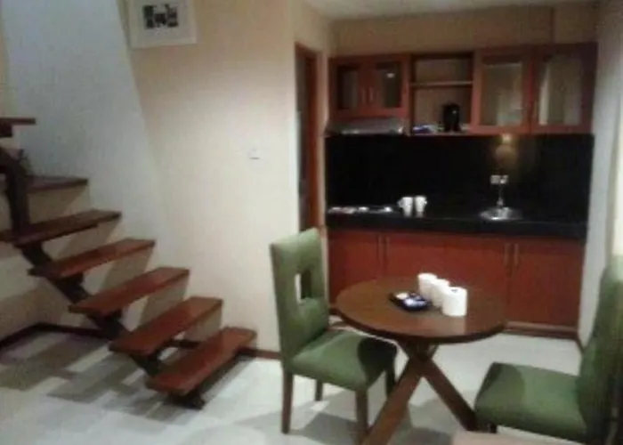 Hidden Pearl Hotel