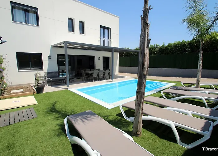 Villa Milos