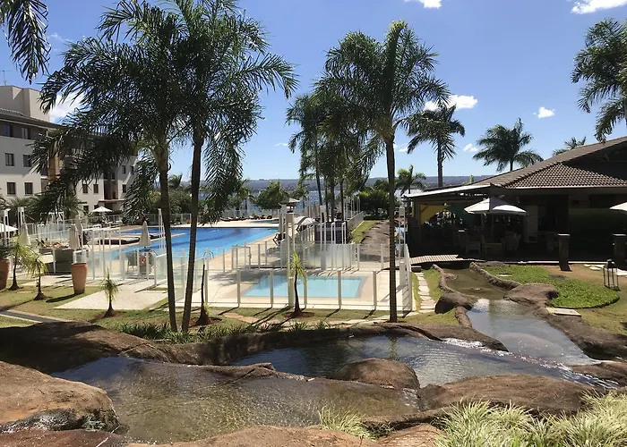 Flat Em Resort Incrivel A 10 Min Da Esplanada, Stf E Pgr