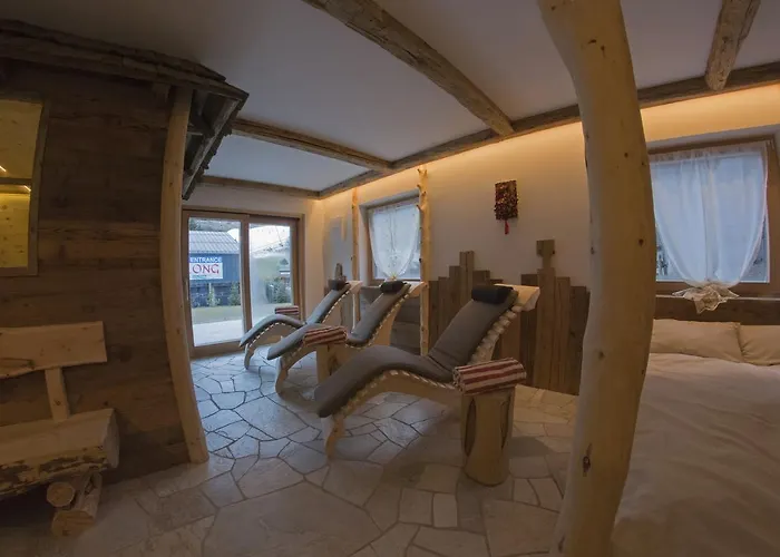 Apartments Edera