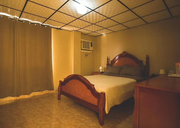 Hotel Internacional De Colon