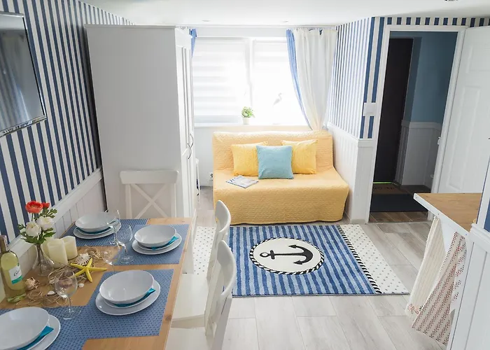 Marina House Apartments